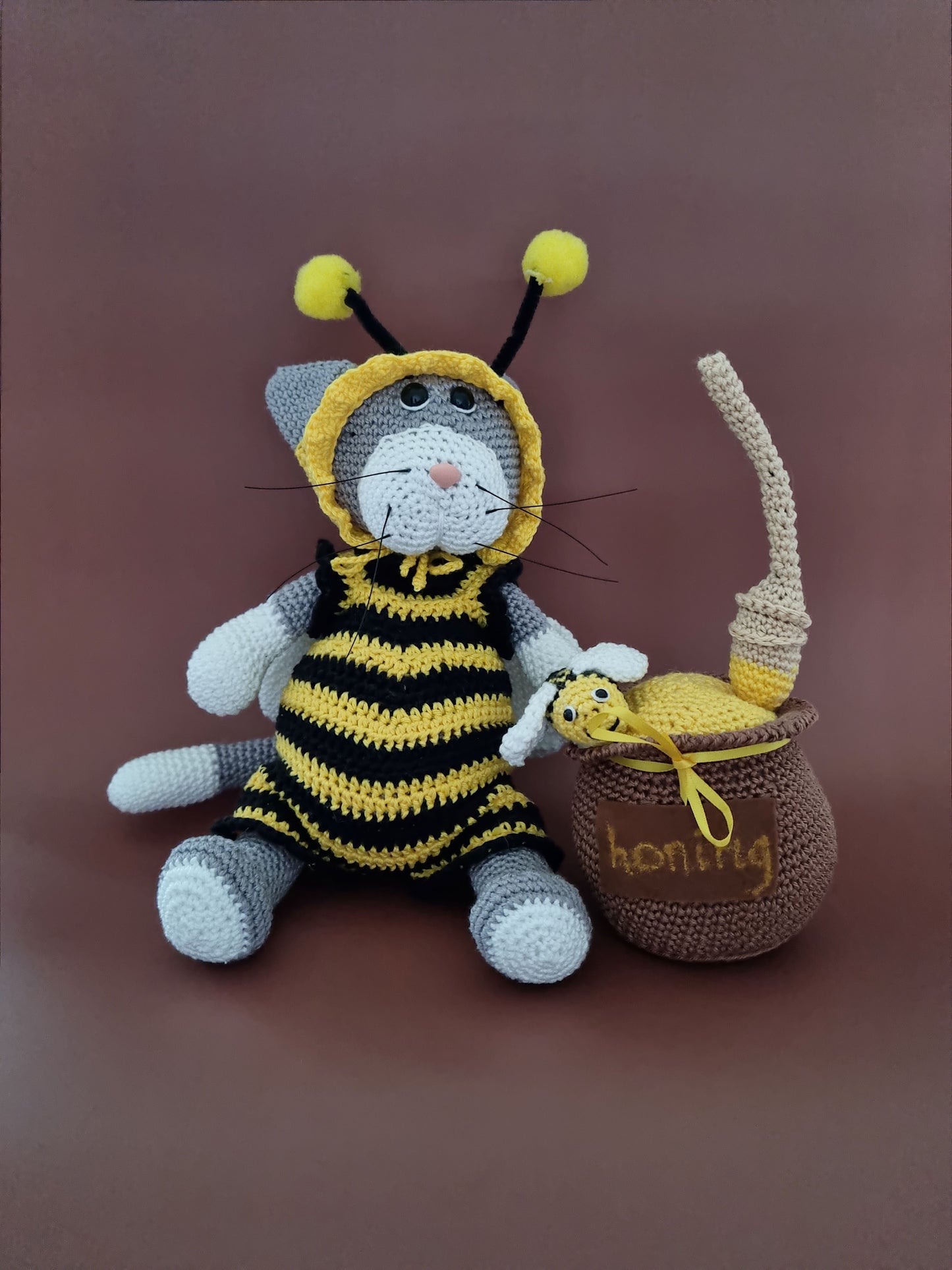 Katertje Milo in bijenkostuum ❤️